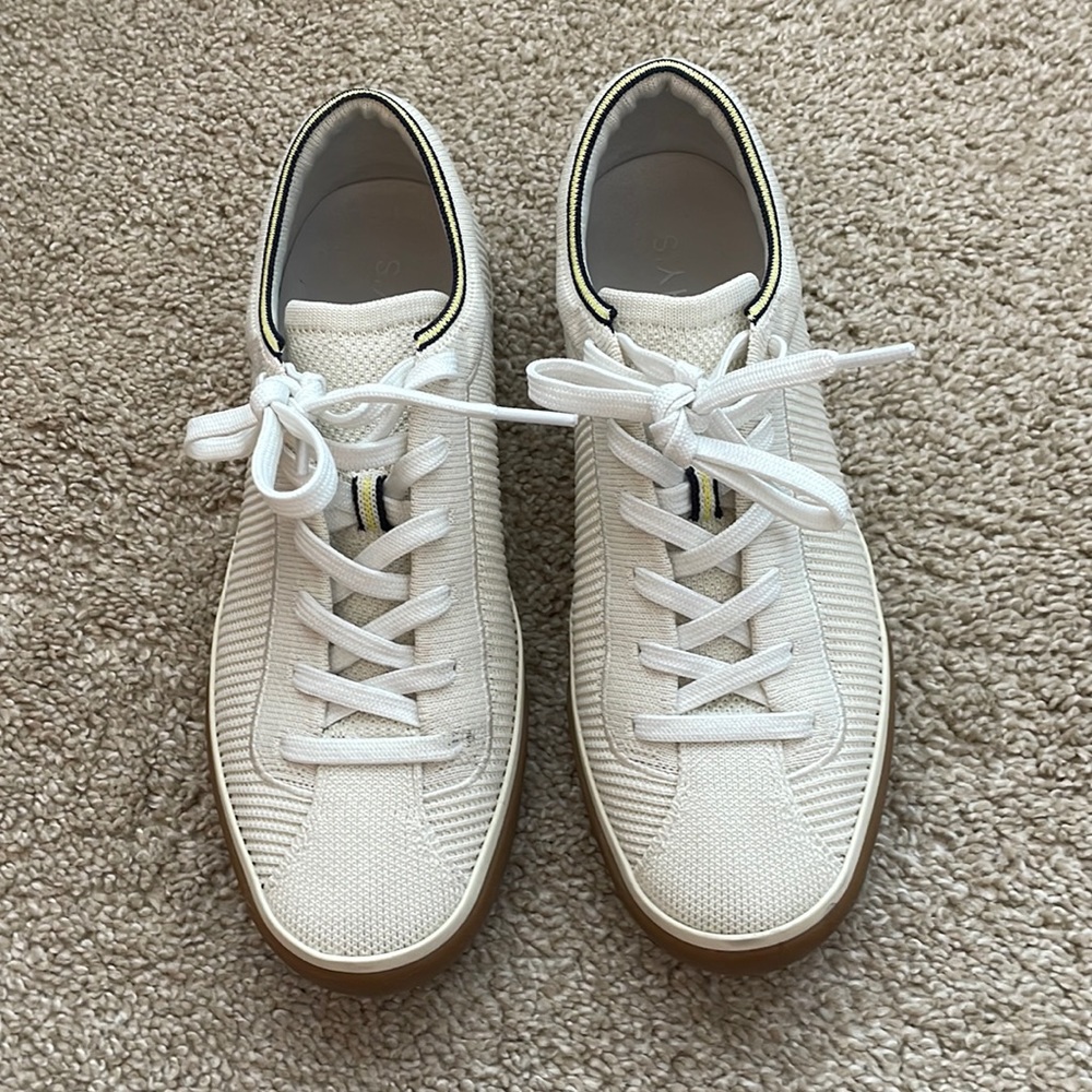Rothy’s Lace Up in Vanilla